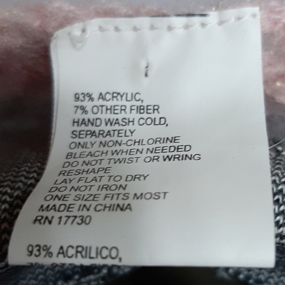 Pink shaw - Picture 4 of 4